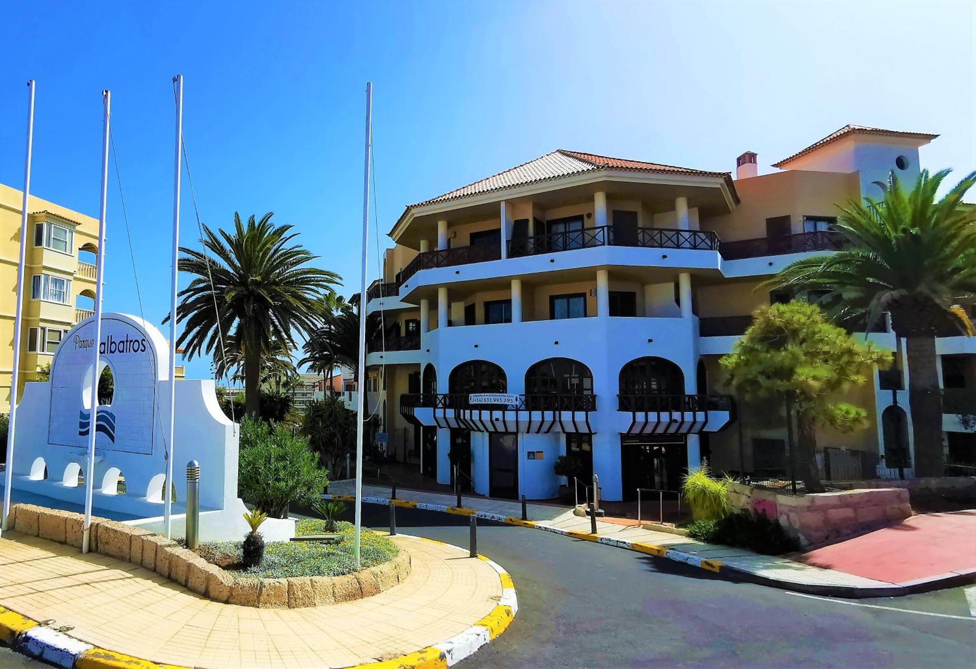 Strelitzia Apartment - Ocean View & Heated Pool سان ميغيل ذي أبونا المظهر الخارجي الصورة