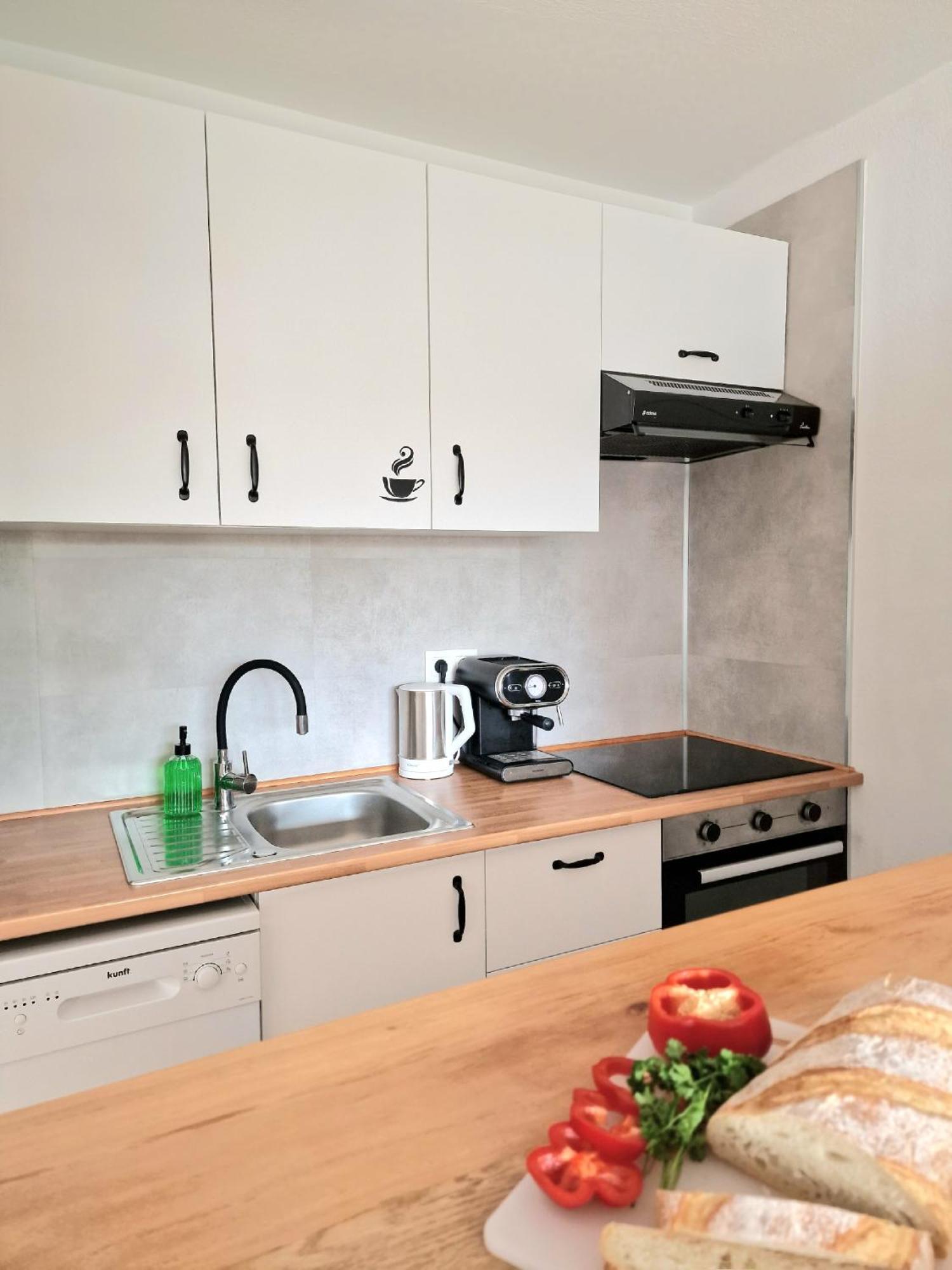 Strelitzia Apartment - Ocean View & Heated Pool سان ميغيل ذي أبونا المظهر الخارجي الصورة