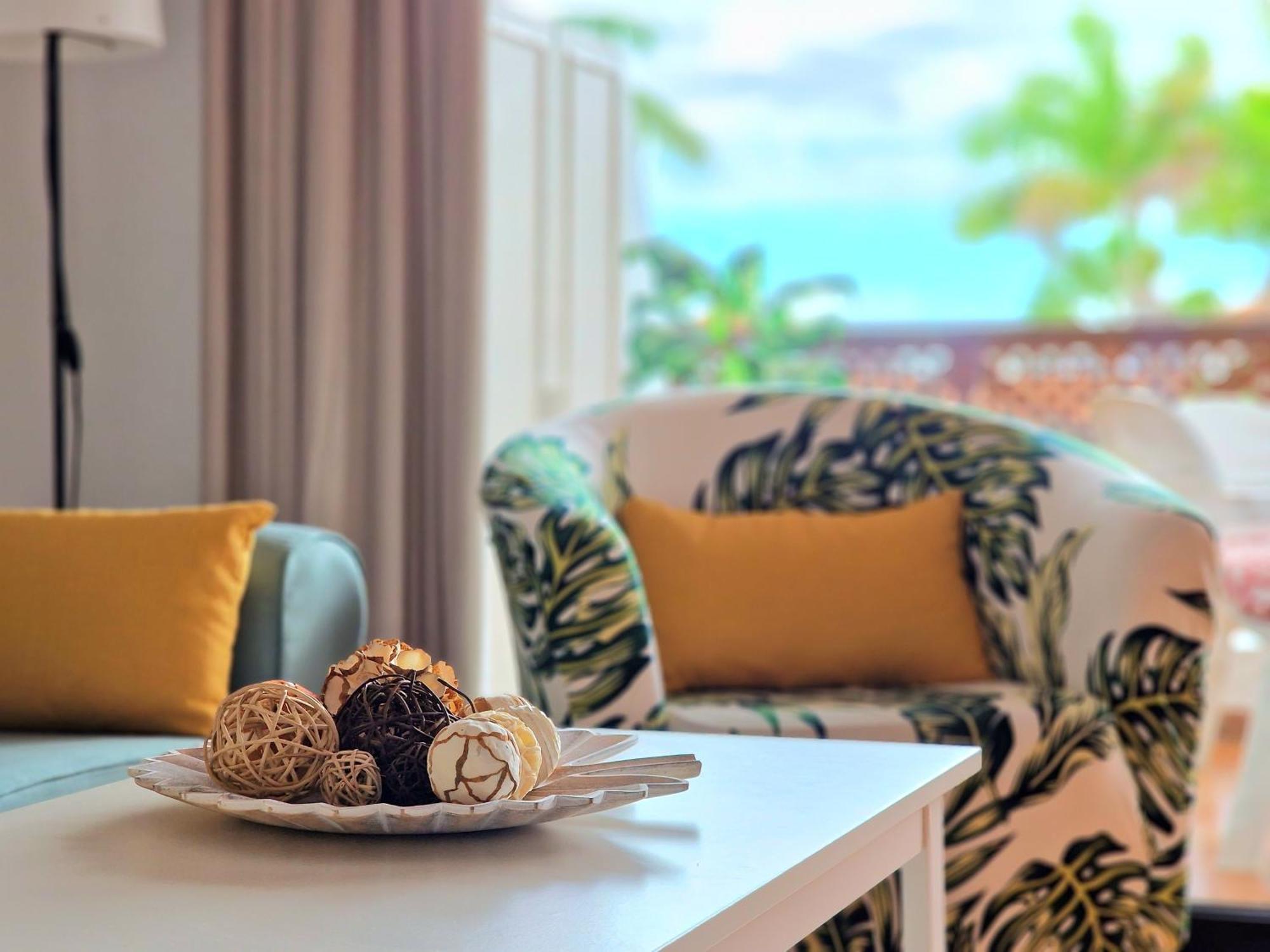 Strelitzia Apartment - Ocean View & Heated Pool سان ميغيل ذي أبونا المظهر الخارجي الصورة